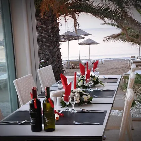 Princess Artemisia - Interni فندق